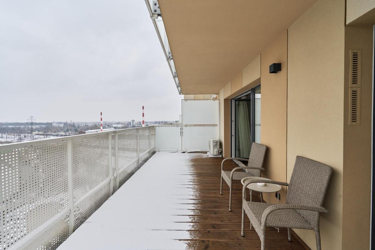 Apartment Krakowska 39 With Ac & Parking & Loggia Wroclaw By Noclegi Renters Ngoại thất bức ảnh