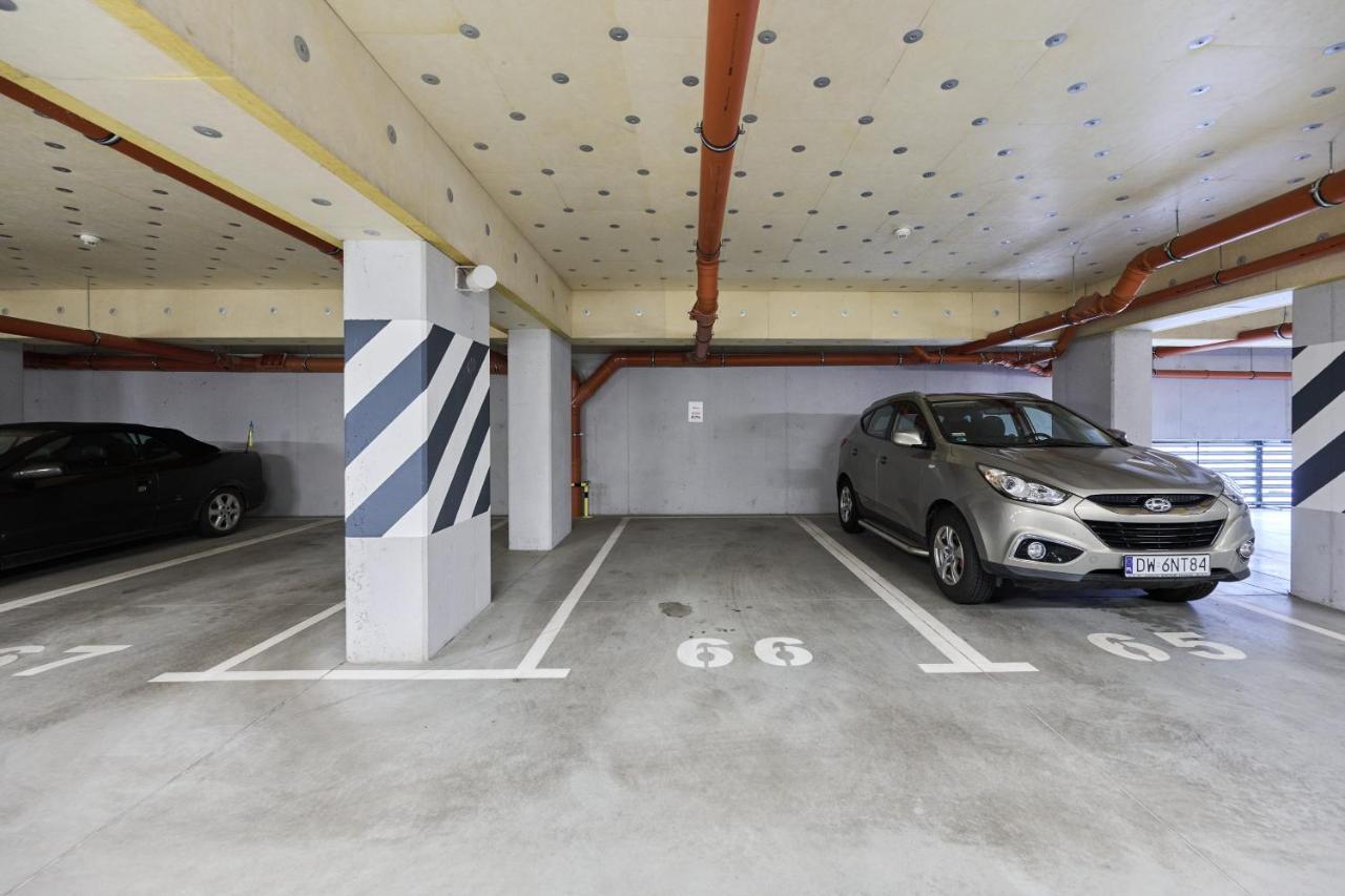 Apartment Krakowska 39 With Ac & Parking & Loggia Wroclaw By Noclegi Renters Ngoại thất bức ảnh